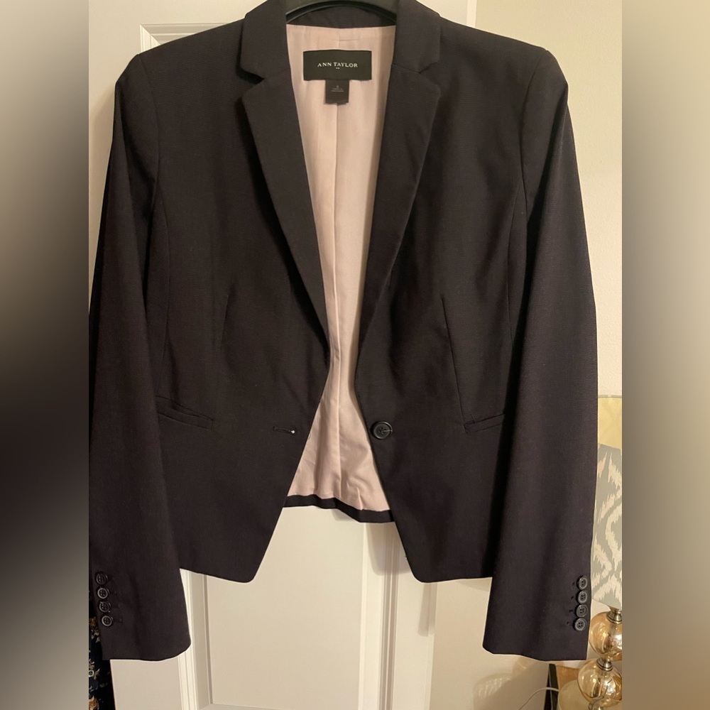 Ann Taylor Blazer - tweed maybe purple print - pink lined